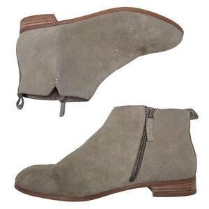 Violet and Red Suede Leather Taupe Booties